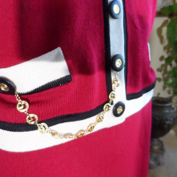 St. John Collection Red Skirt & Jacket Knit Suit Size 6/M - Picture 8 of 16